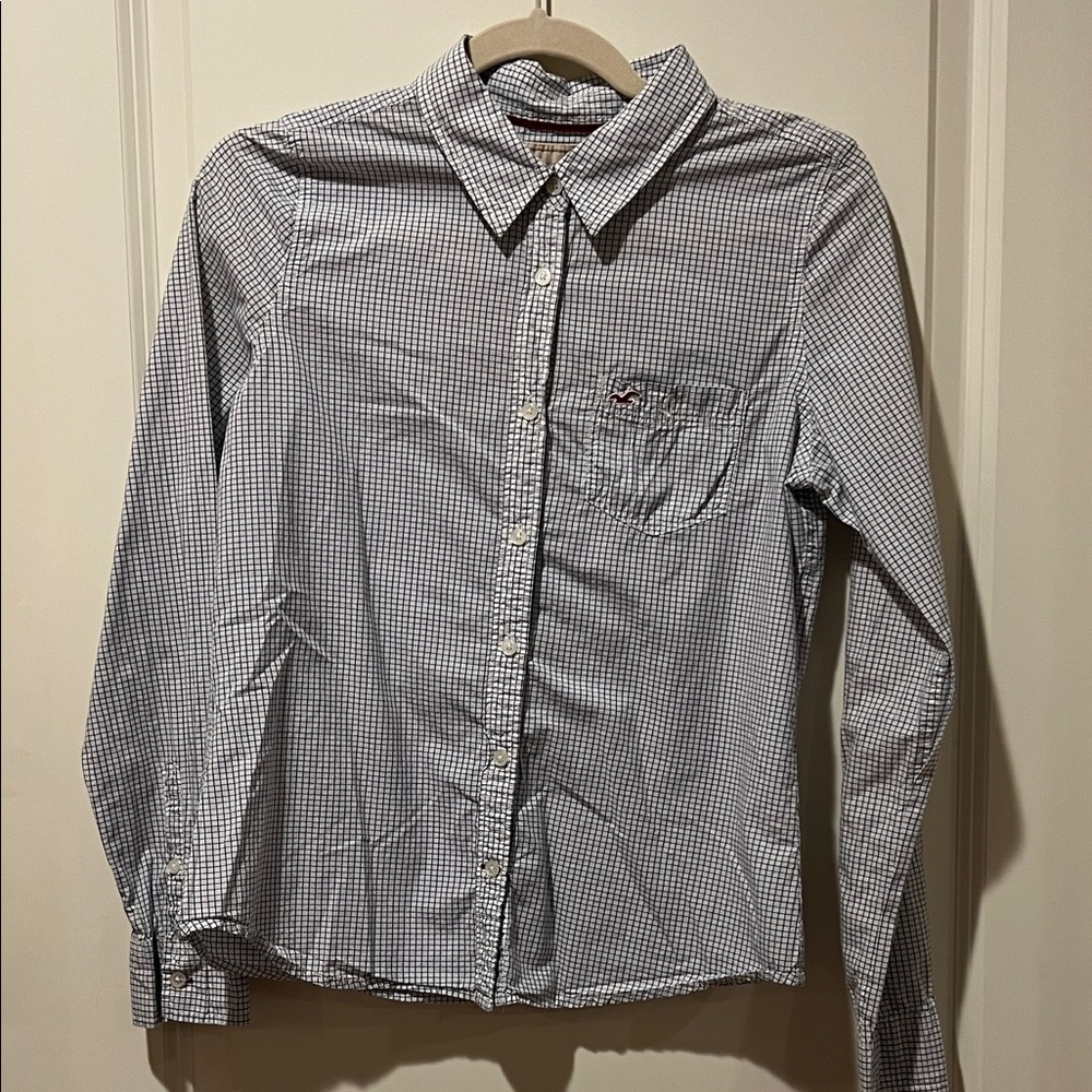 Hollister Women's Blue Checkered Button Down Shirt